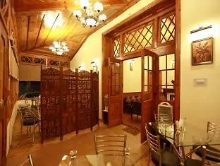 Torrentium Lodge Shimla 0*,
